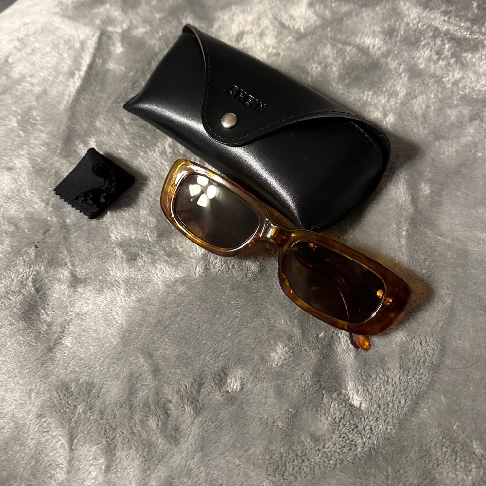 Trendy Sun Glasses